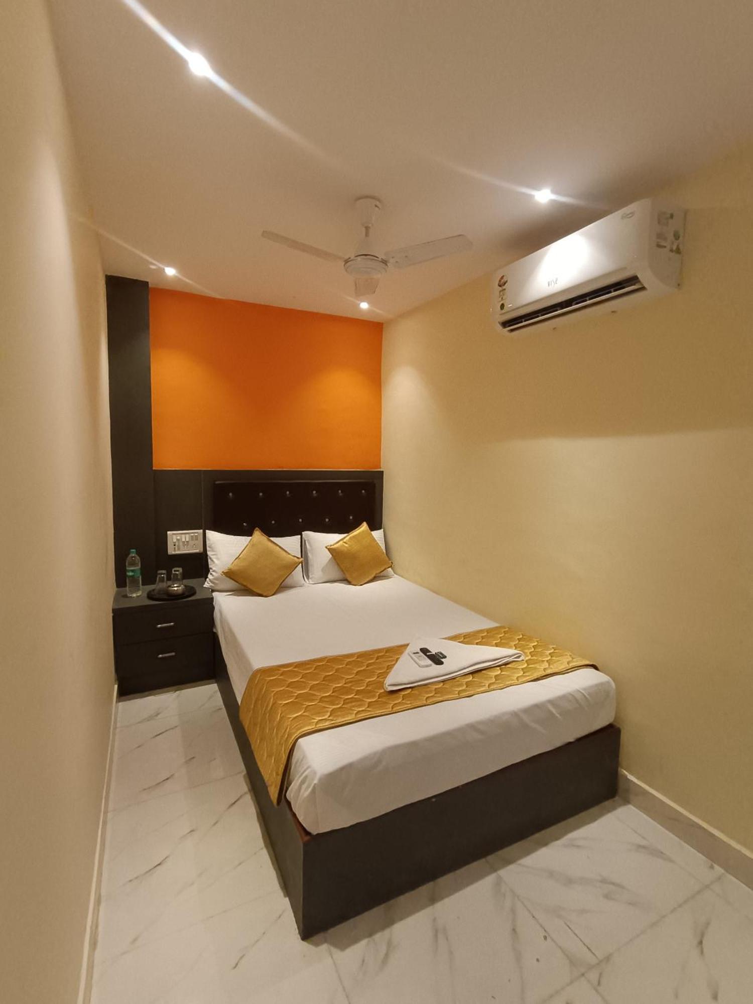 Hotel Powai Residency Mumbai  Buitenkant foto